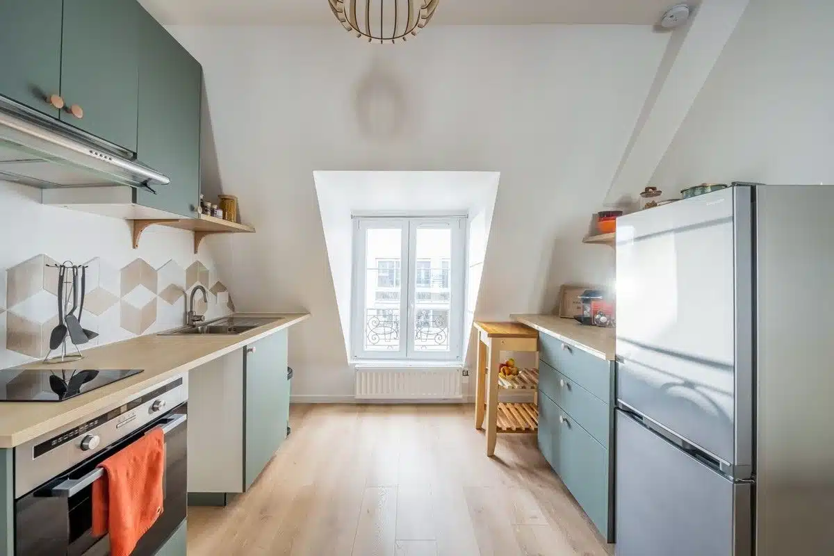 11 salle d'eau studio sous les combles