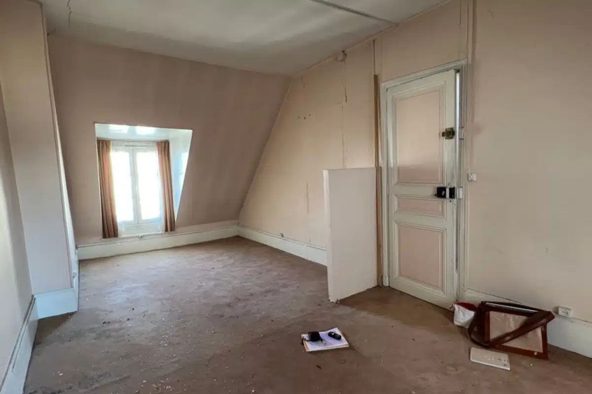 appartement-sous-combles-avant-5 avant rénovation appartement sous les toits
