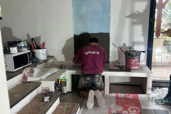 Artisans de confiance pour un suivi de chantier 0 stress. 